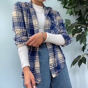 SOLD American Eagle boyfriend got blue flannel